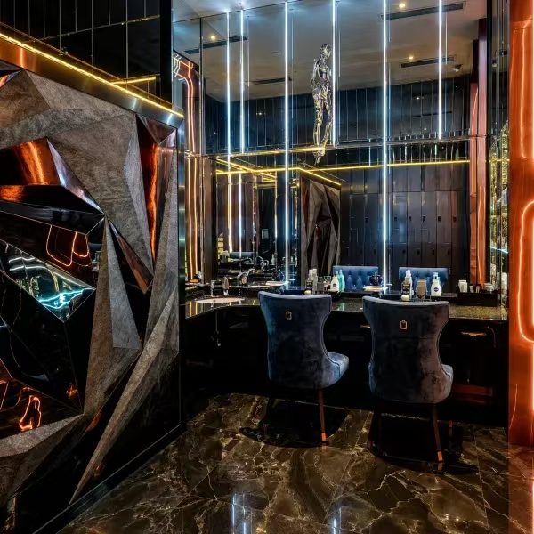 Bar area in red-toned marble.